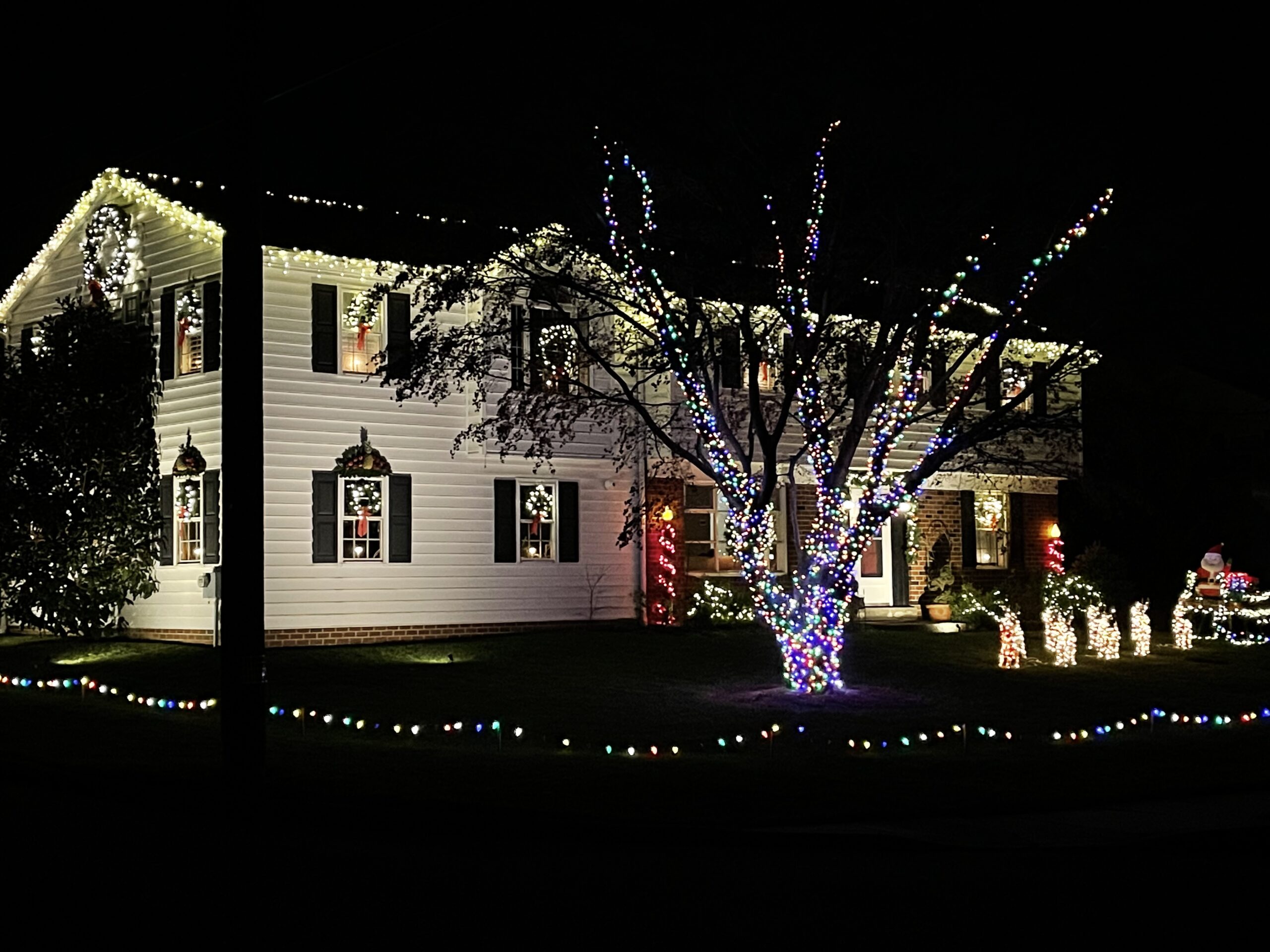 Upper Merion 2024 Holiday Lights Contest is Open – Show Us Your Lights!